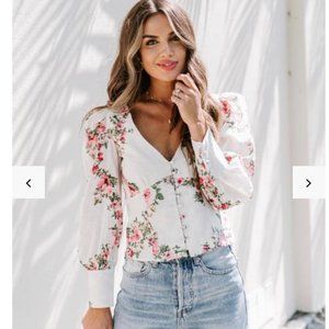 NWT VICI button down white top